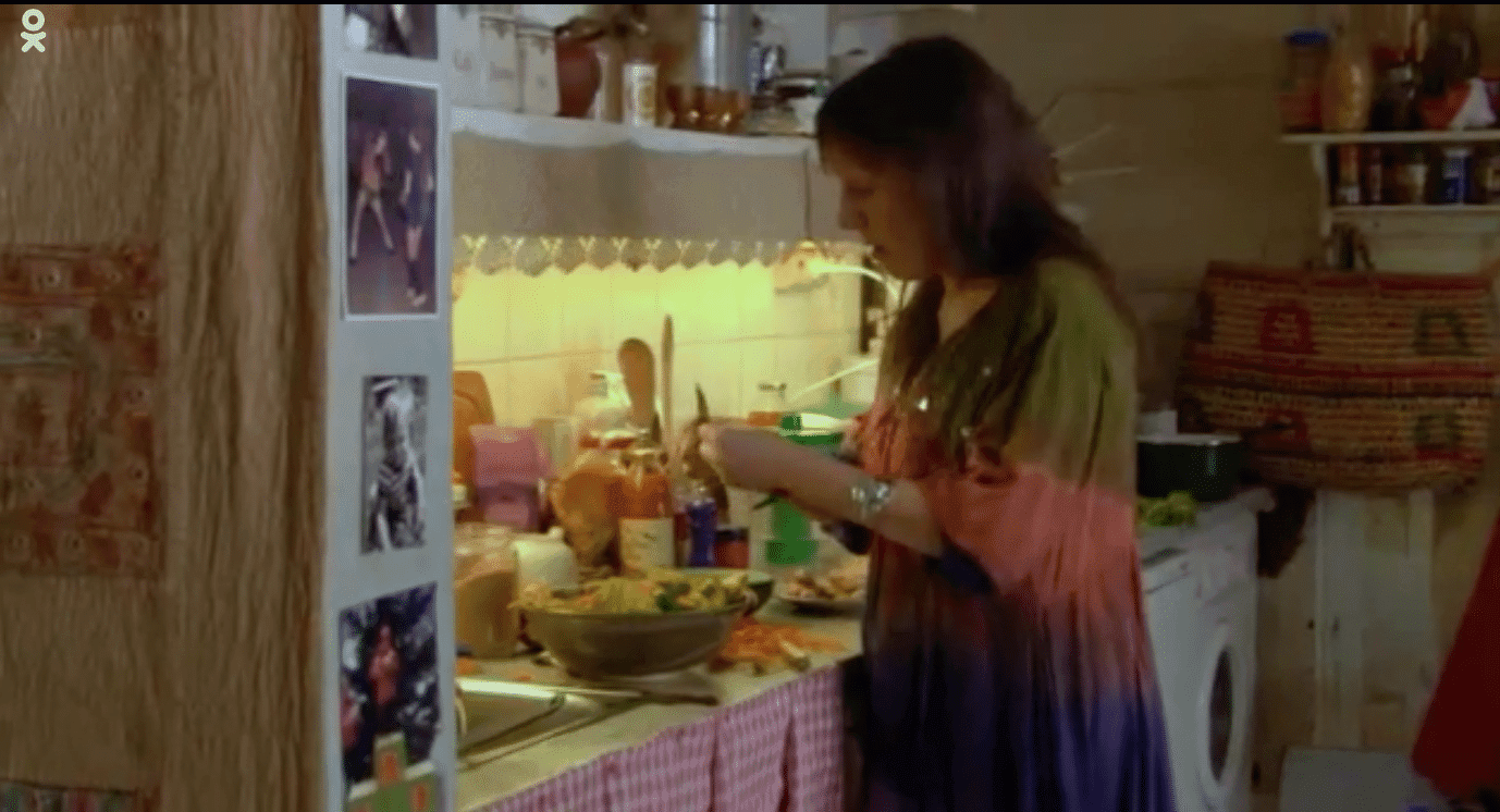Scène du film L'Auberge Espagnole - Dialogue sur les baba cool
